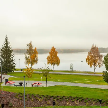 Jaetkaenkynttilae Riverside Lägenhet
